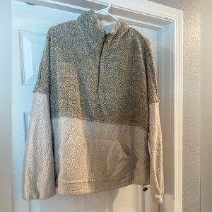 Pull over sweater